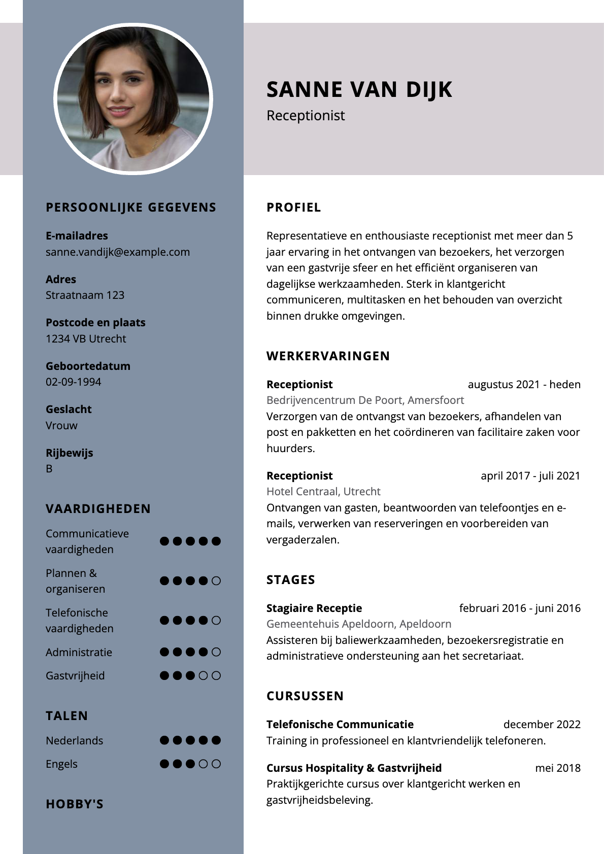 Receptionist